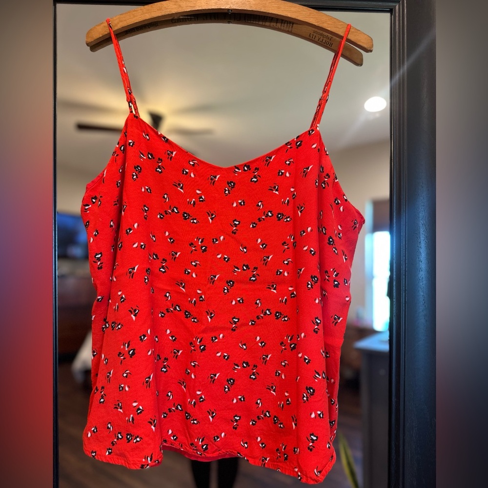 GAP Red Floral Spaghetti-Strap Cami Top